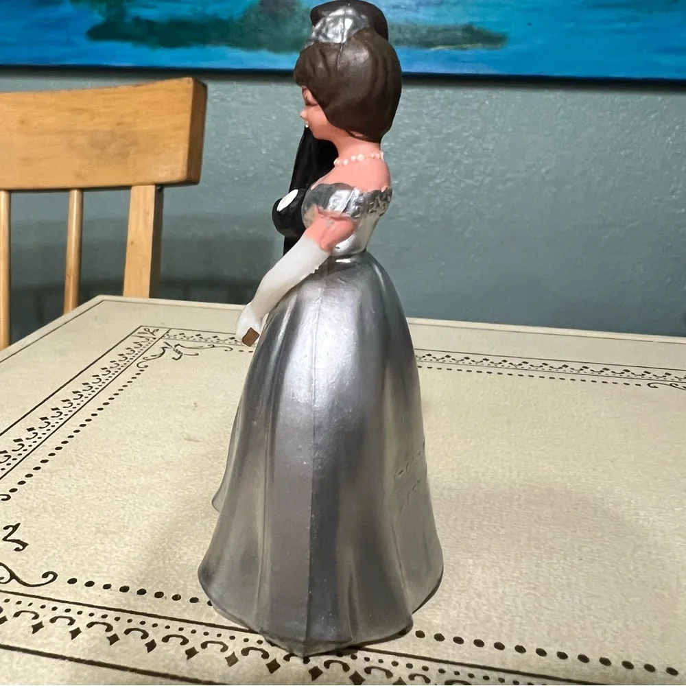 Vintage Bride and Groom Silver Wedding Cake Topper made in Hong Kong